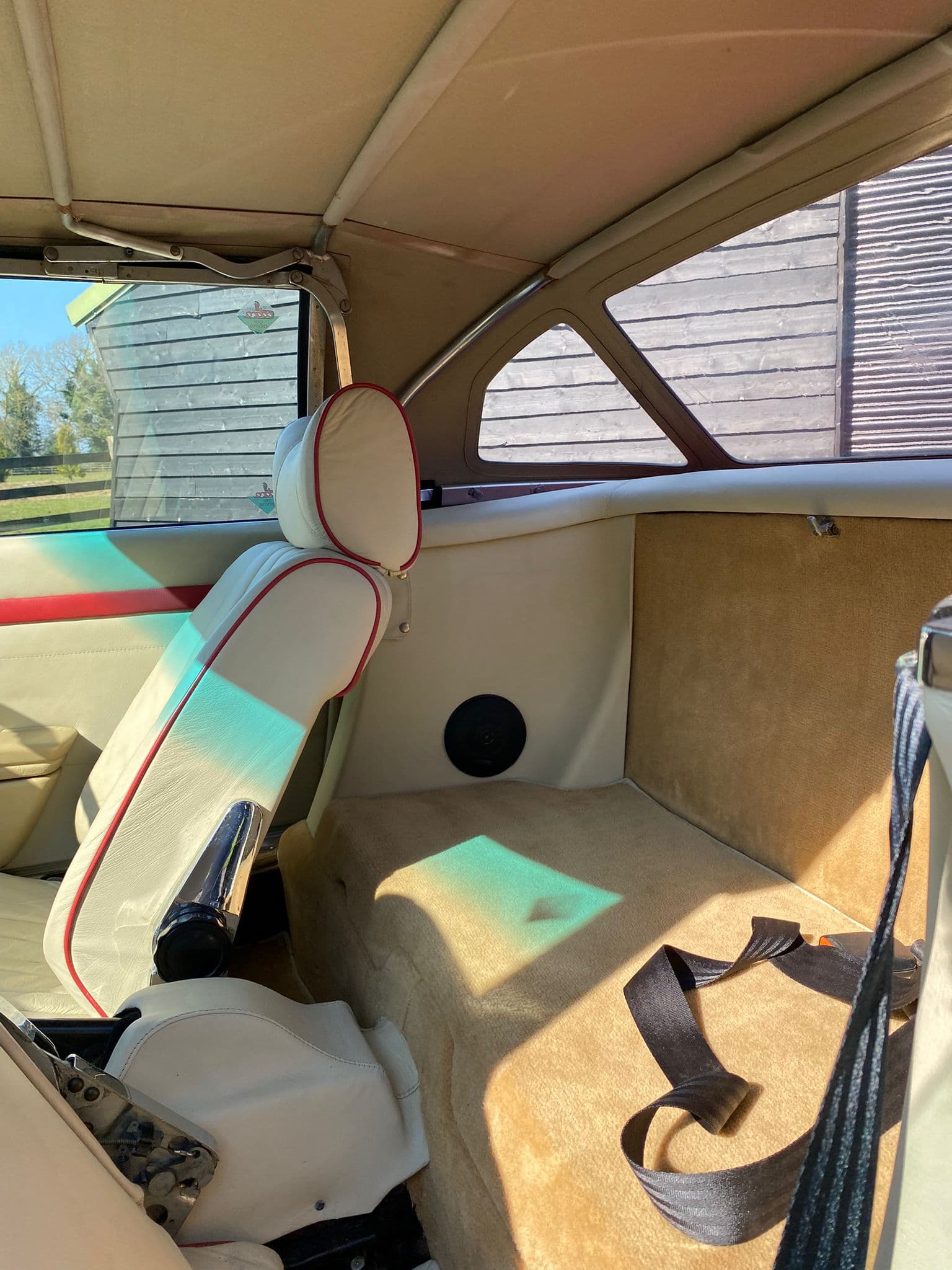 Mercedes SL 350 1979 - Image 10