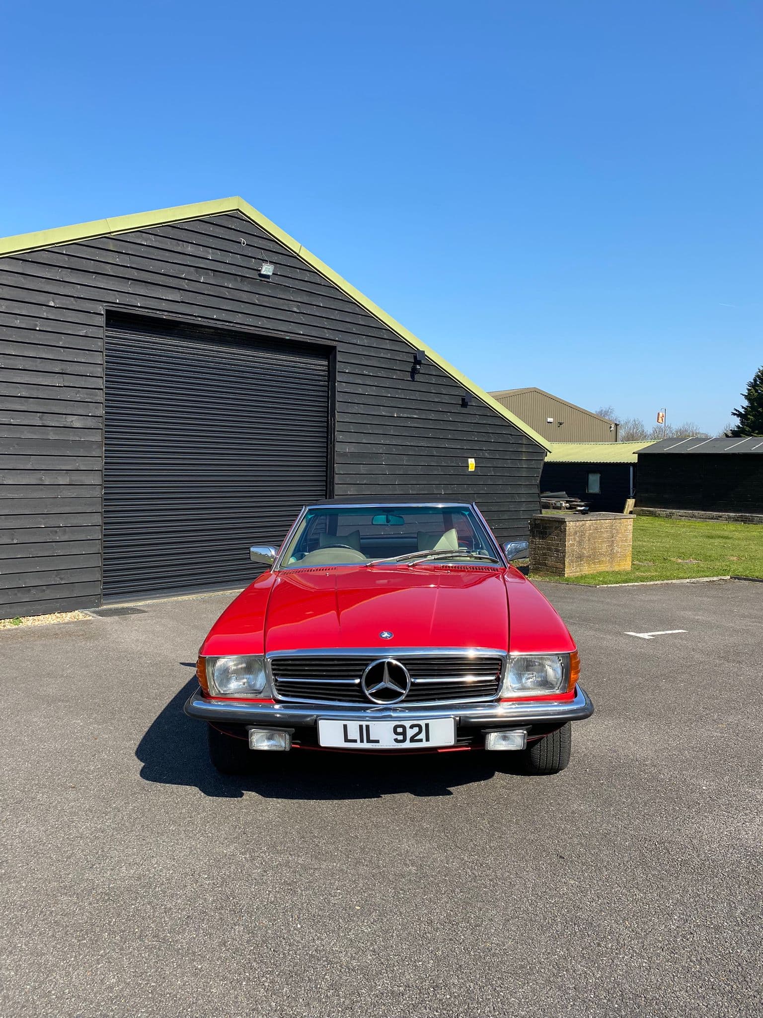 Mercedes SL 350 1979 - Image 2