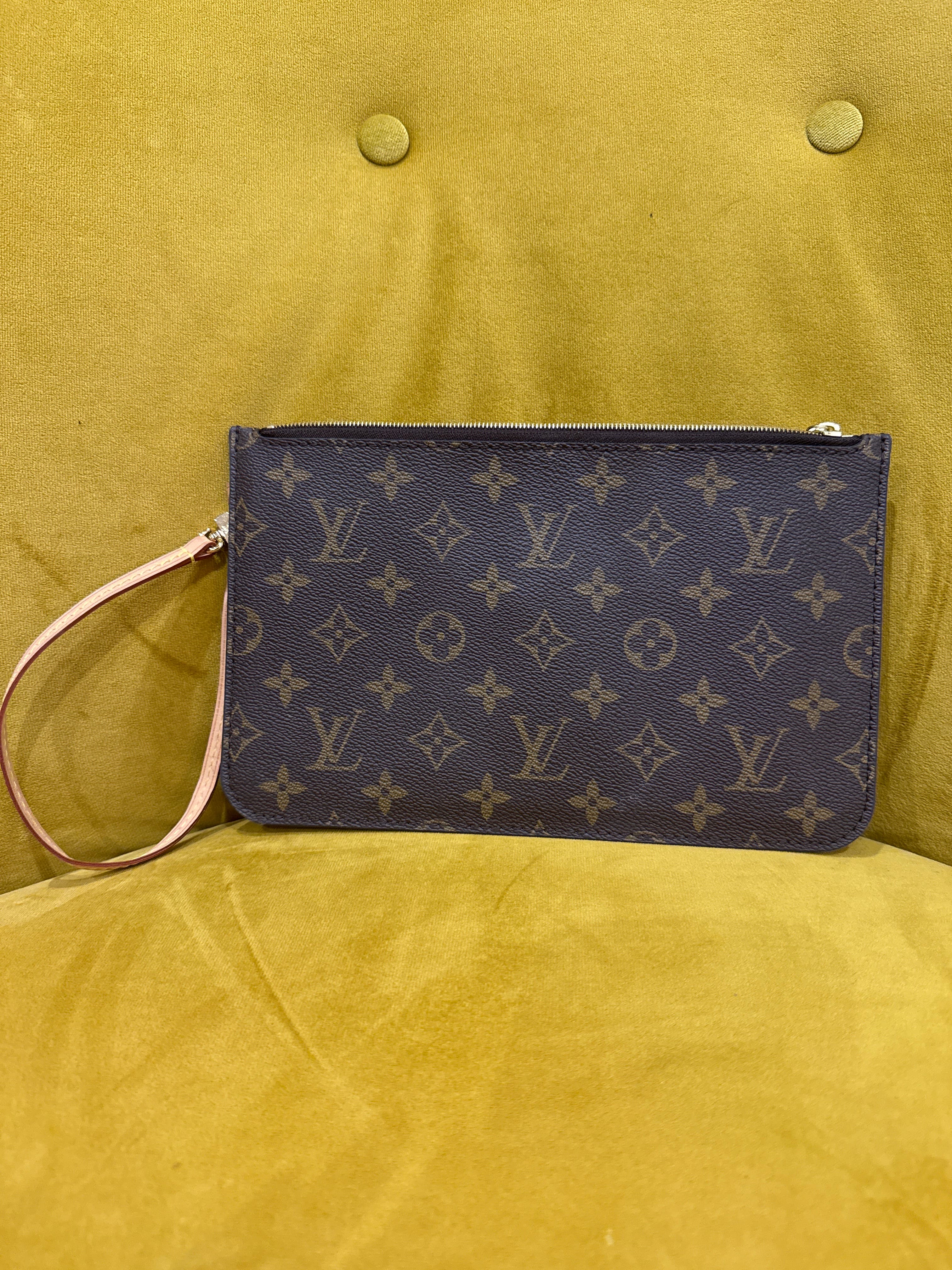 Louis Vuitton Monogram Pouch (from Neverfull Tote) - Image 2