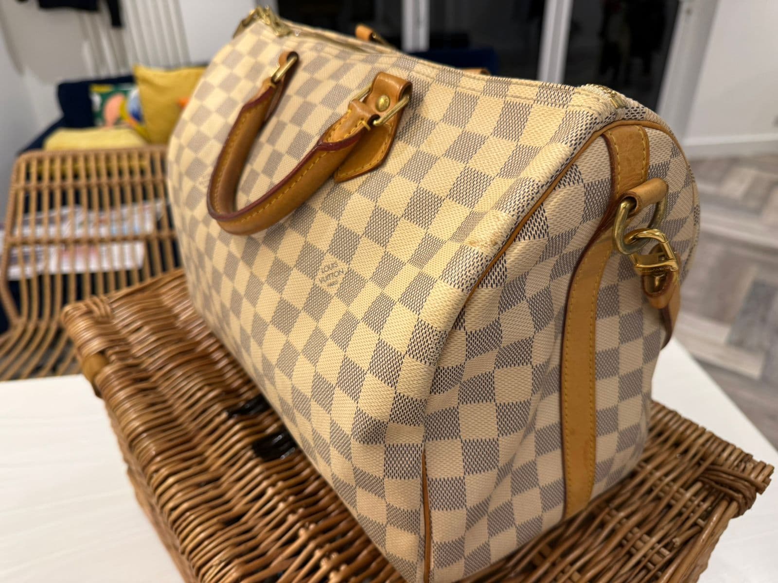 Louis Vuitton Speedy Bag - Image 2