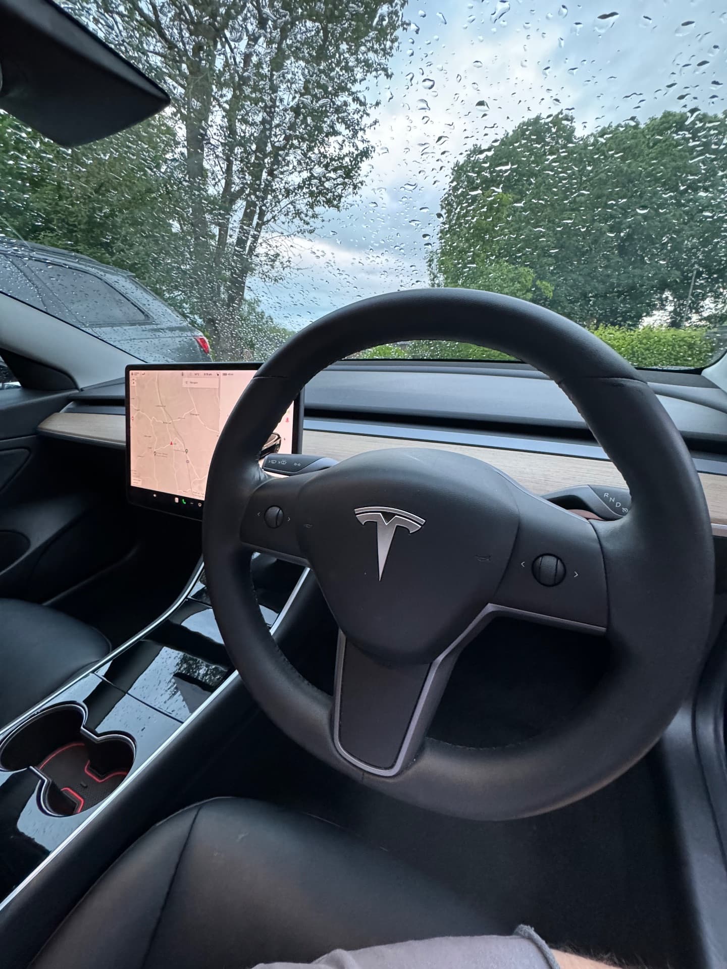 Tesla Model 3 - Image 9