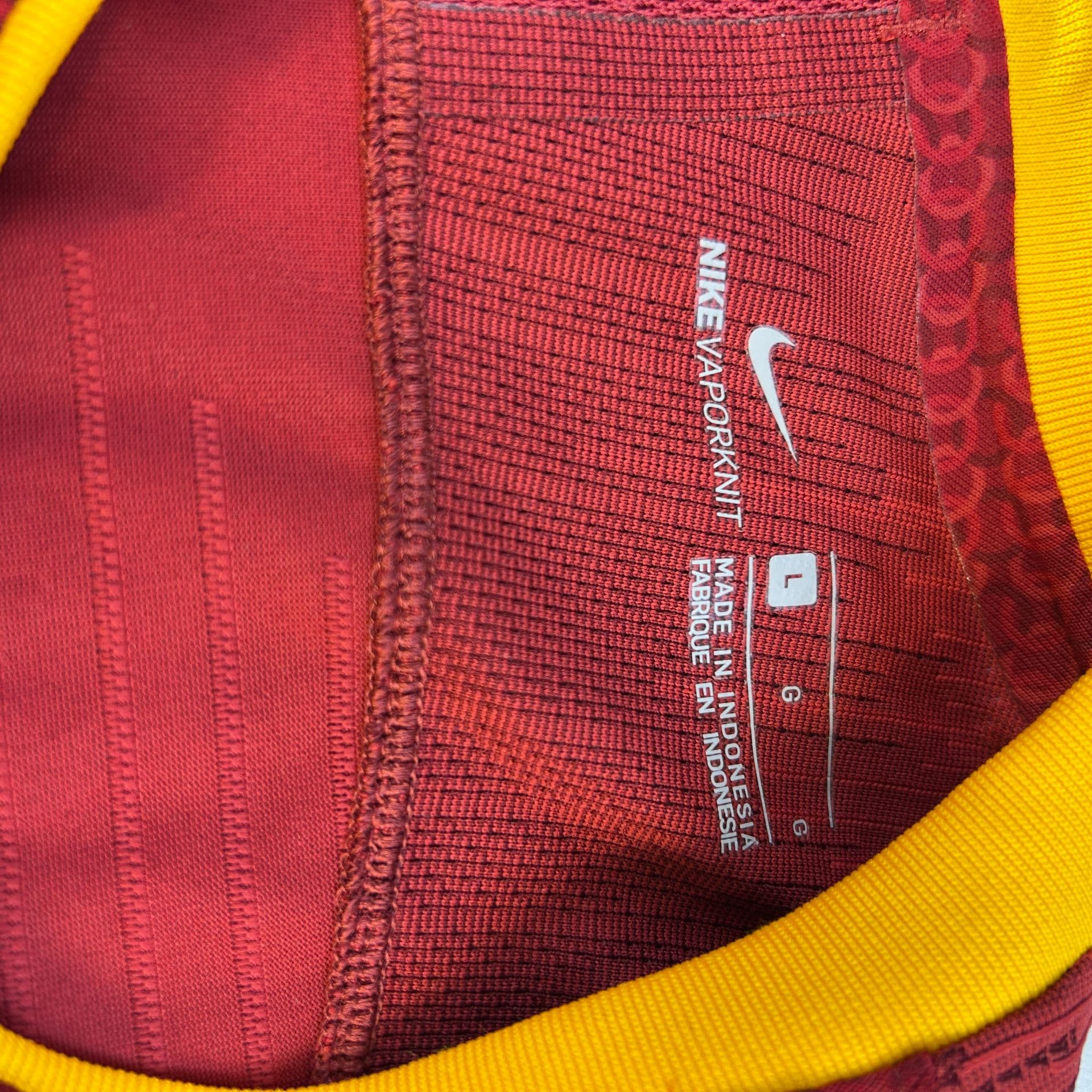 AS Roma 2018/2019 Match Issued Home Shirt - Kolarov 11 - AS ROMA Verification - Image 4